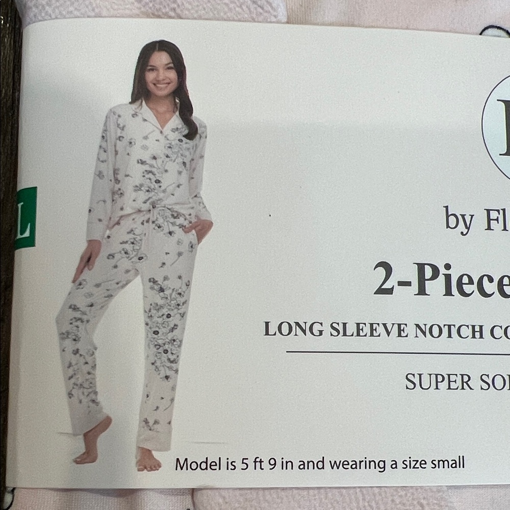 NEW Flora Nikrooz Light Pink Floral 2-Piece Pajama Set XL Large - Picture 4 of 4